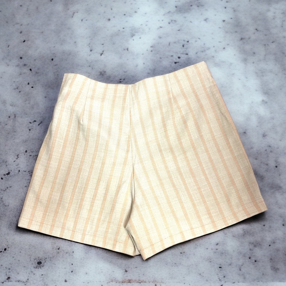 Hem & Thread Skort - Picture 2 of 2